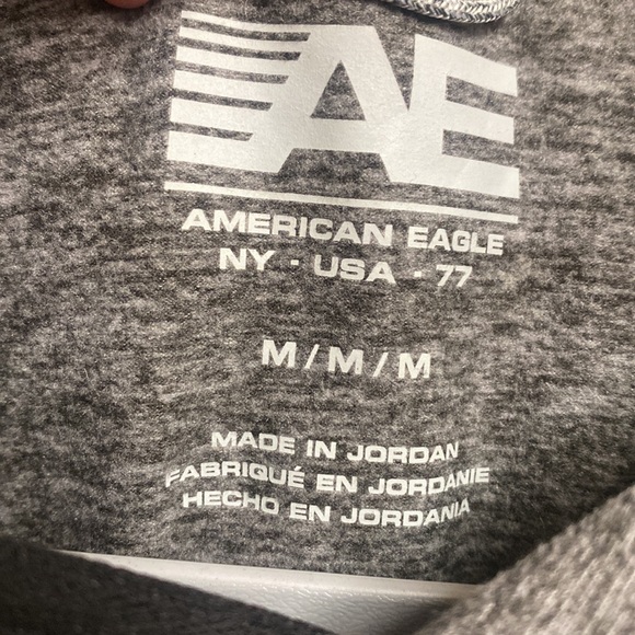 American Eagle Outfitters super soft hoodie. Size medium EEUC - Picture 3 of 4